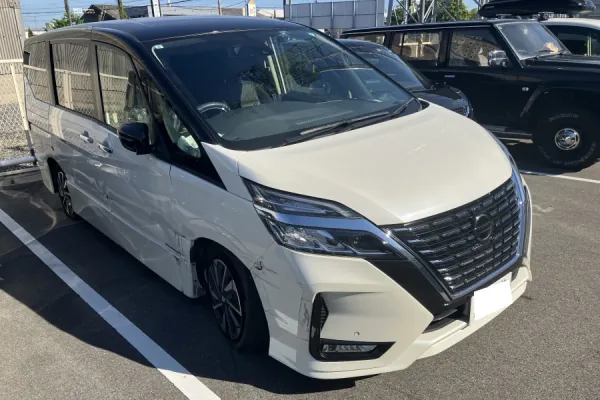 日産 セレナ