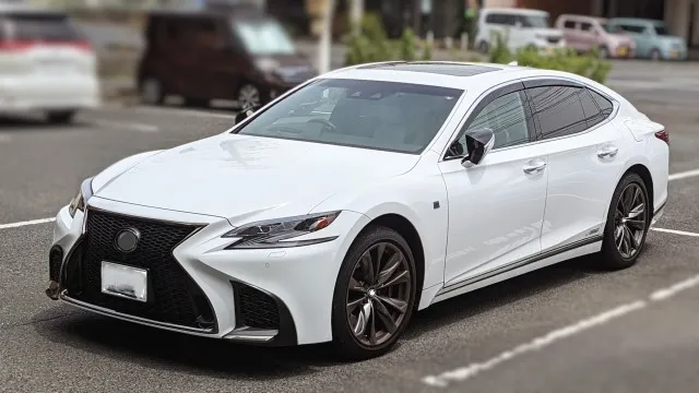 24372995_s | 車買取のソコカラ 車高調の選び方