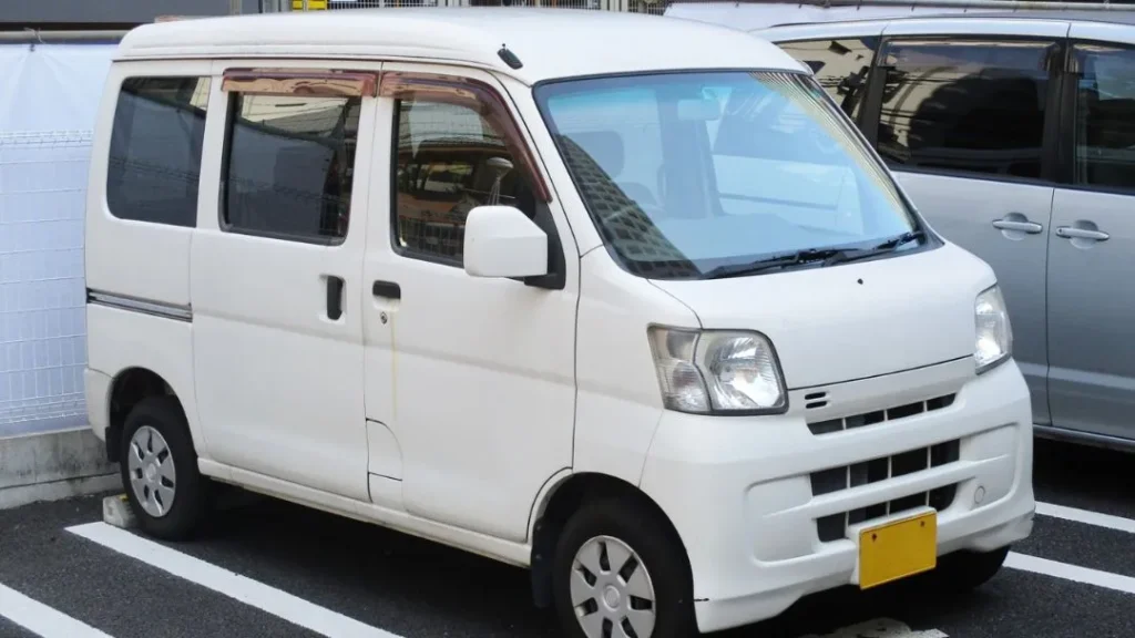 1-imageonlineco-2012629 | 車買取のソコカラ 軽バンや軽自動車も引き取ってもらえるの?