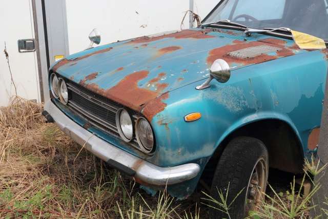 車の解体屋に廃車を依頼する流れ