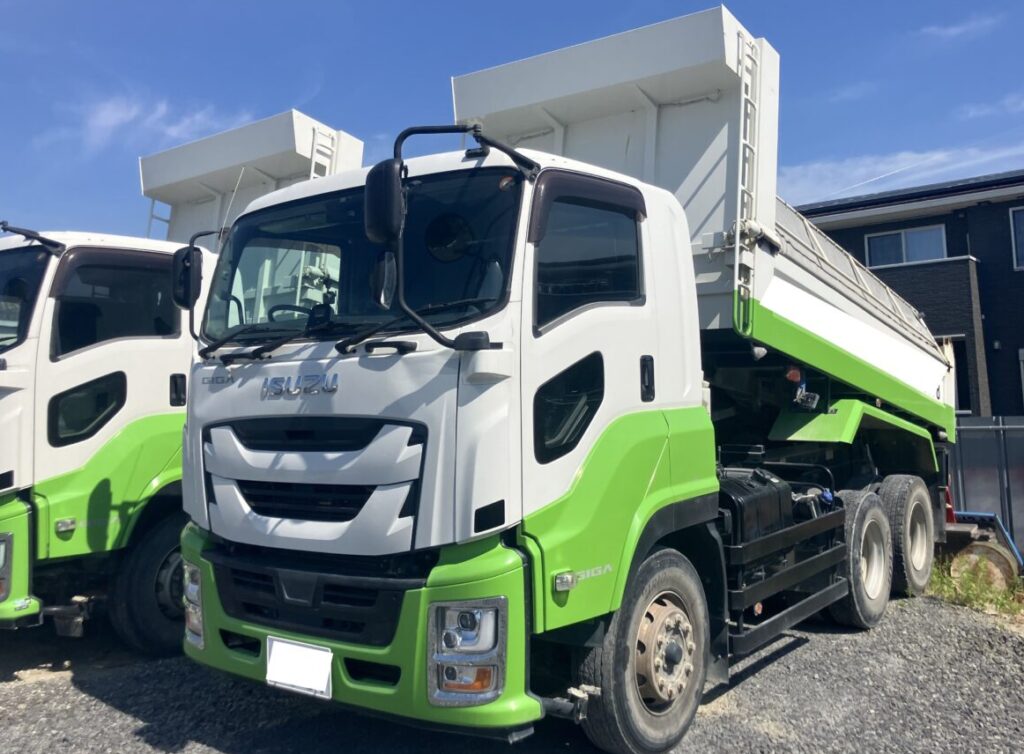 いすゞ ギガ（ダンプ）_2021年式・205,802km