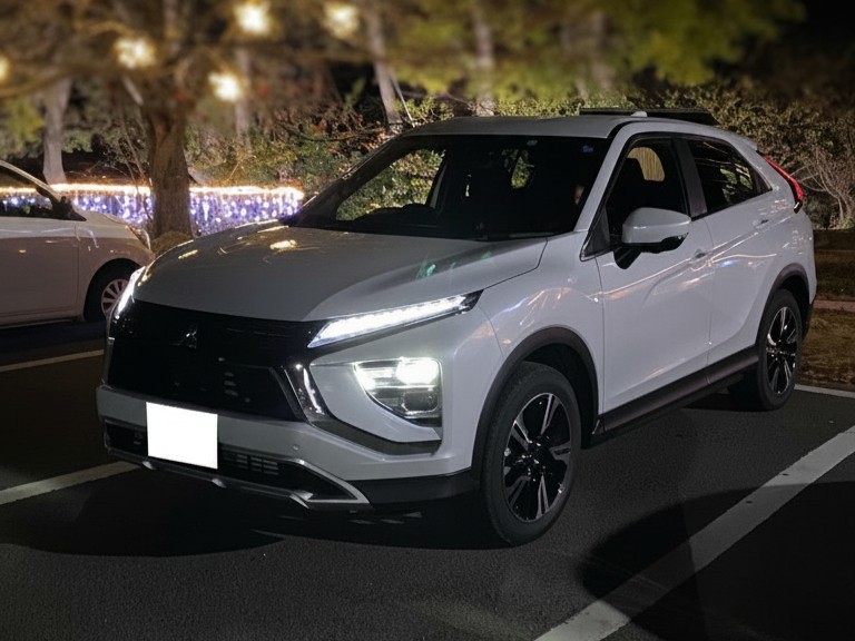 04_エクリプス クロス | 車買取のソコカラ ソコカラで買い取らせていただいたエクリプス クロスとお客様のお写真