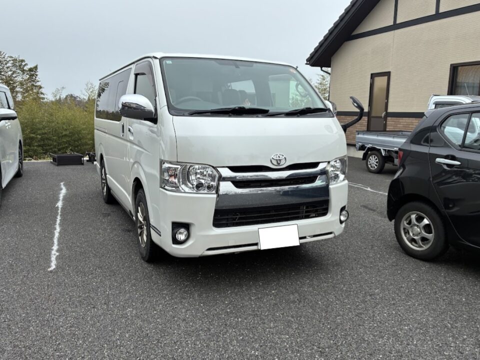 ハイエースバン2015年買取事例1
