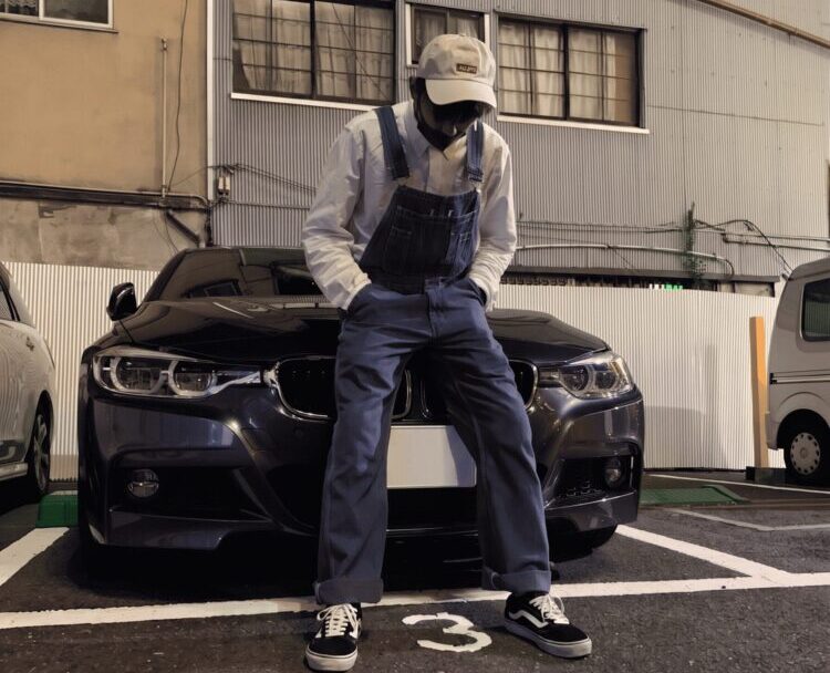 2_BMW_3シリーズ | 車買取のソコカラ ソコカラで買い取らせていただいた3シリーズとお客様のお写真