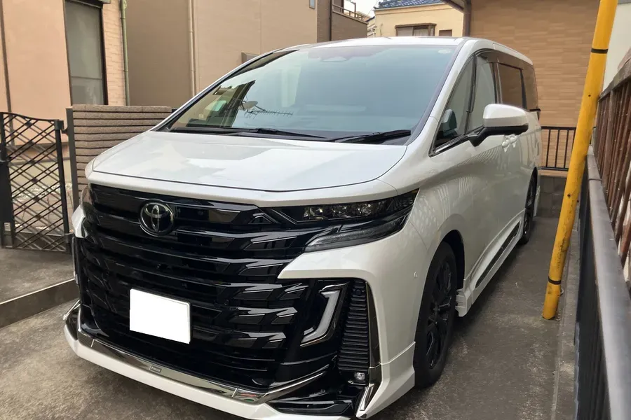 トヨタ ヴェルファイア ハイブリッド