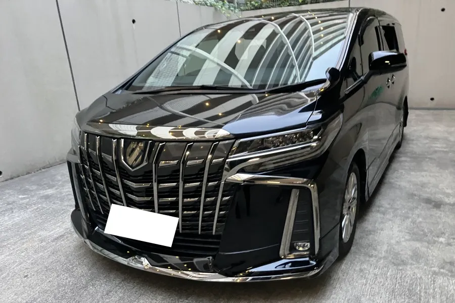 ソコカラで買取したアルファード2020年式の買取り事例写真