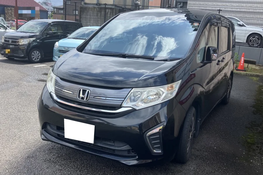 ステップワゴン 2015年式（93.5万円）の買取事例